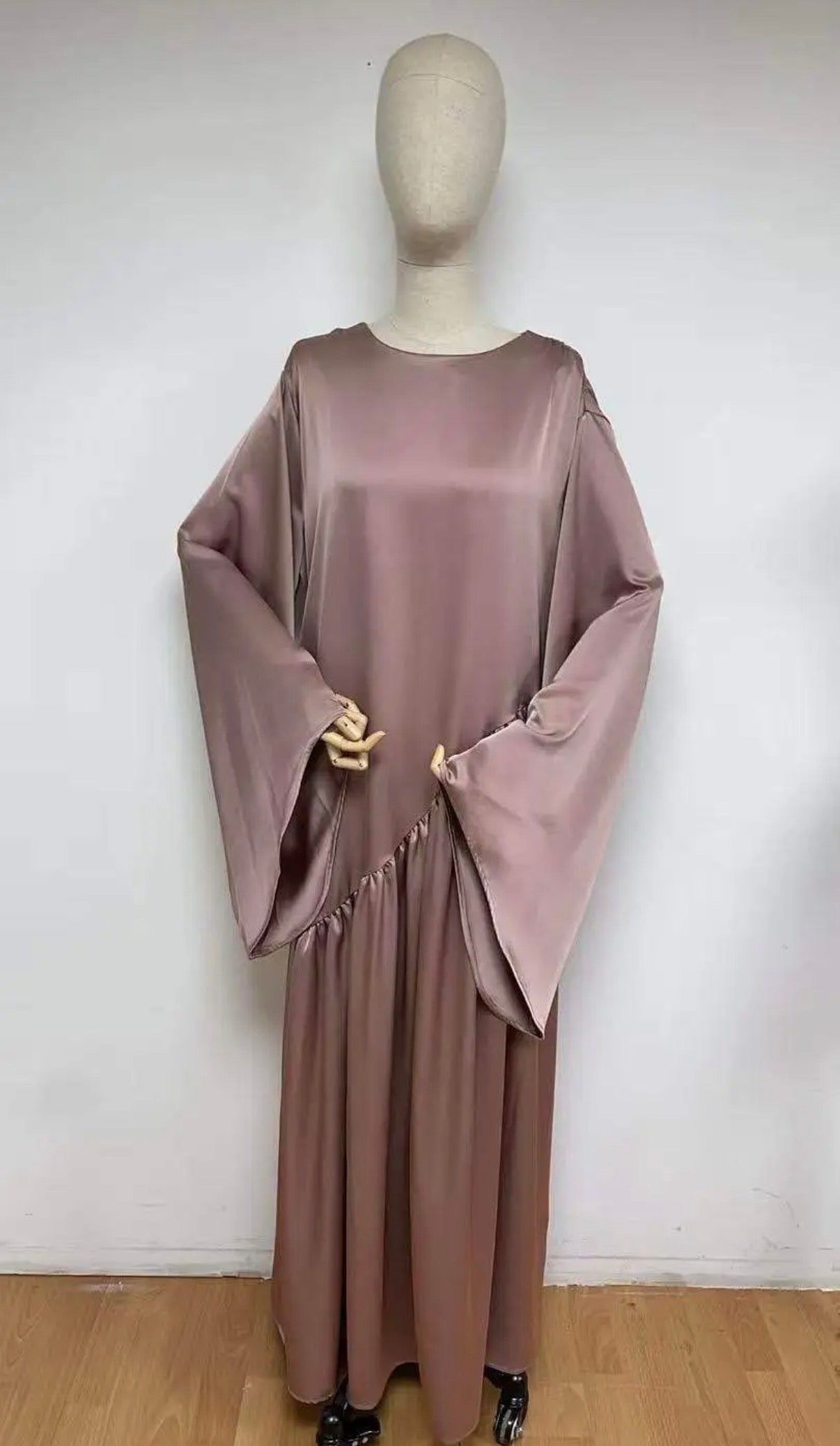 Abaya satinée rose