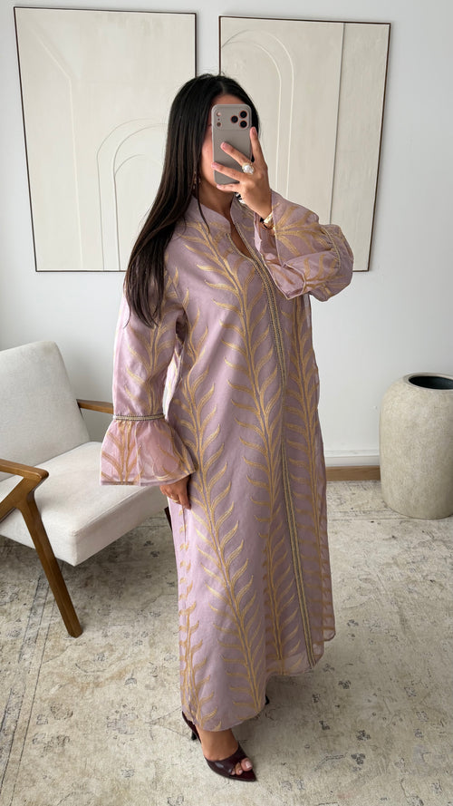 Abaya aux motifs doré