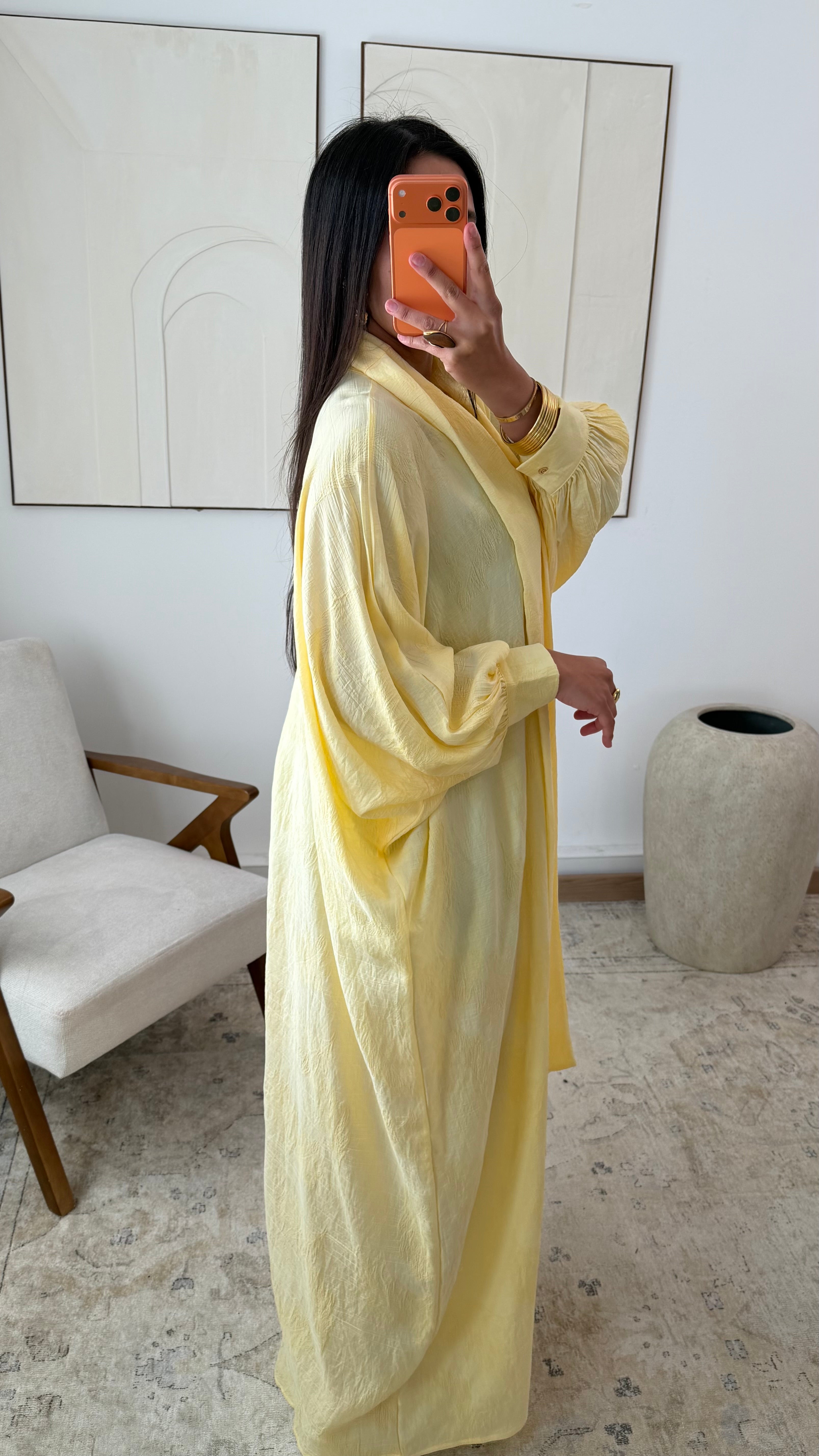 Robe avec son écharpe intégrée
