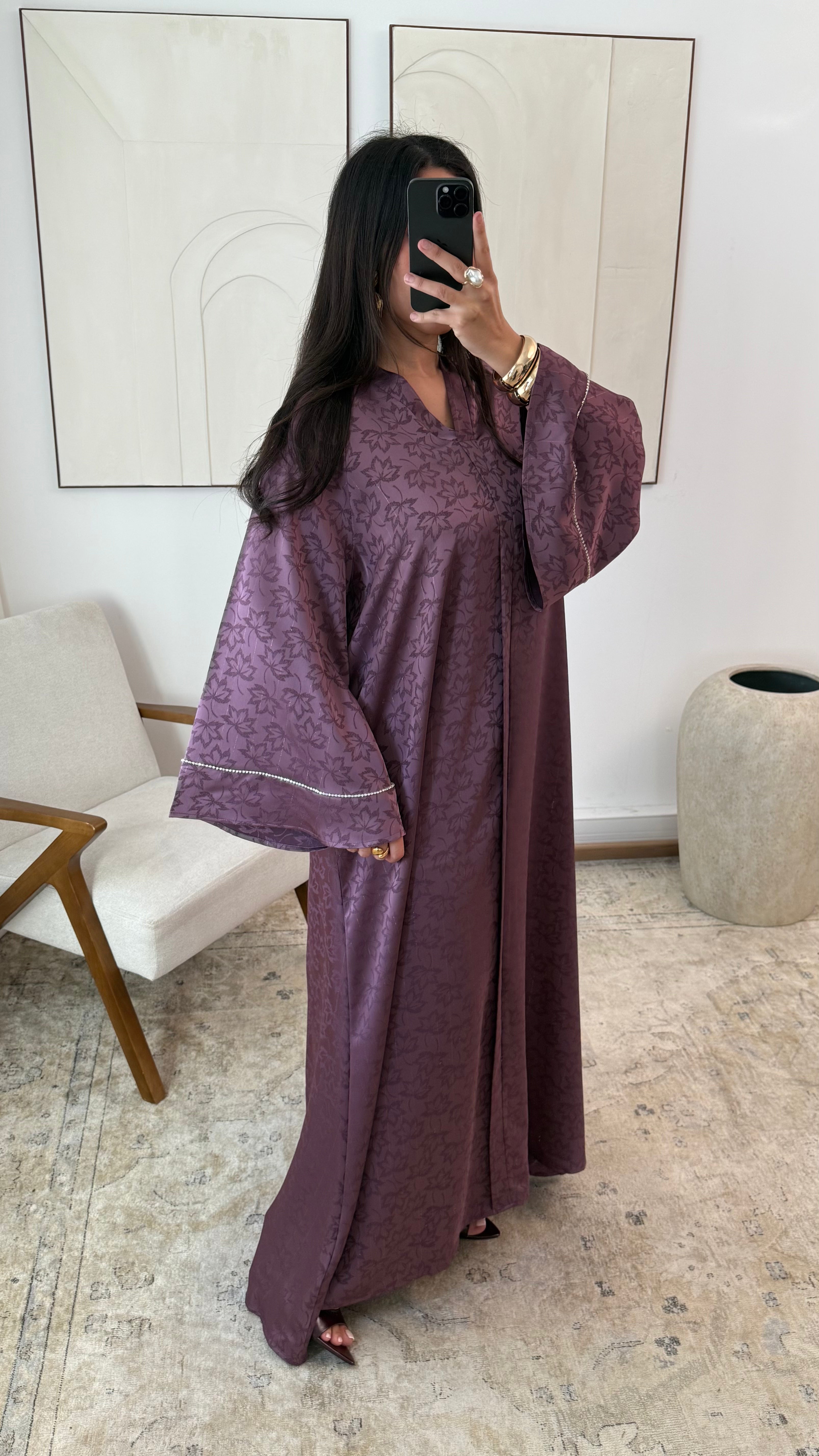 Abaya en satin manches en strass